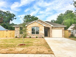 647 Woodmont Dr, Dallas, TX 75217