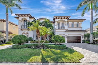 932 Banyan Dr, Delray Beach, FL 33483
