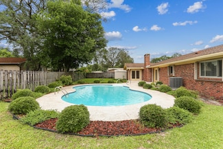 4 Earls Ct NE, Fort Walton Beach, FL 32547