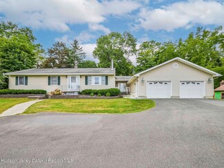 184 Hoyt St, Port Ewen, NY 12466