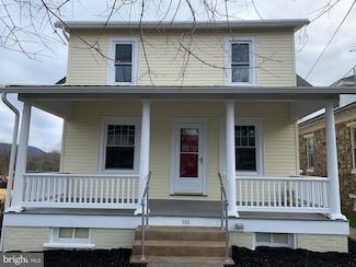 733 N 5th St, Hamburg, PA 19526