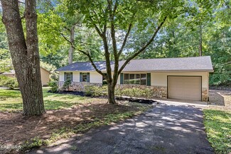 931 W Forest Blvd, Knoxville, TN 37909
