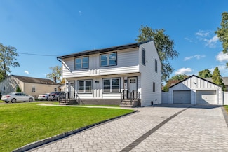 715 Evans St, Paramus, NJ 07652