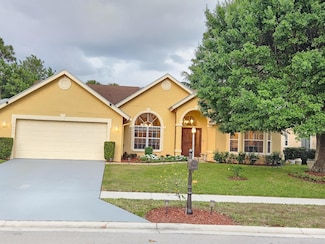 13053 Meadowbreeze Dr, Wellington, FL 33414