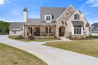 5325 Retreat Dr, Flowery Branch, GA 30542