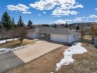 149 Toponce Dr, Evanston, WY 82930
