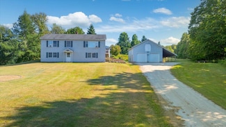 39 Center Bridge Rd, Turner, ME 04282