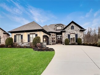 9734 Foxglove Ct, Clarence Center, NY 14032