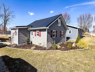 10132 N Jones Lake Rd, Rome City, IN 46784