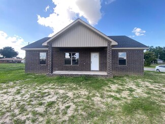 1200 Mulberry Dr, Trumann, AR 72472