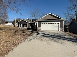 707 Colfax St, North Manchester, IN 46962