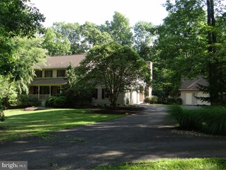 25 Ridge Valley Rd, Ottsville, PA 18942
