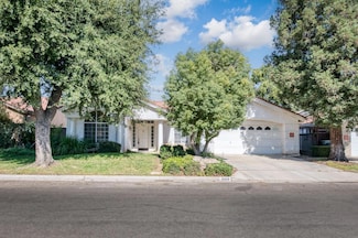 1848 E Everglade Ave, Fresno, CA 93720
