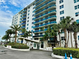 7501 E Treasure Dr Unit 1P, North Bay Village, FL 33141