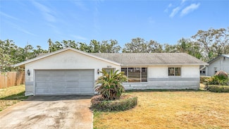 8899 125th St, Seminole, FL 33772