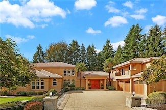 1055 91st Ave NE, Bellevue, WA 98004