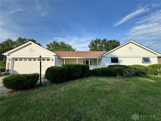 7541 Pelway Dr, Dayton, OH 45459