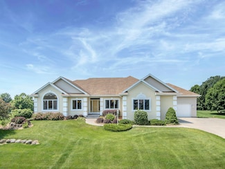 3114 Castleton Crossing, Sun Prairie, WI 53590