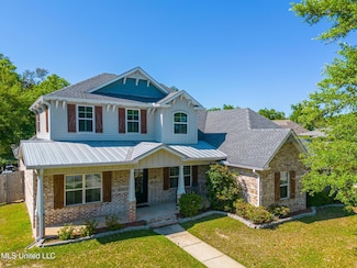 733 Malpass Landing Dr, Biloxi, MS 39532