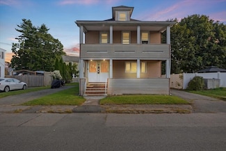 43 Avon St, Taunton, MA 02780