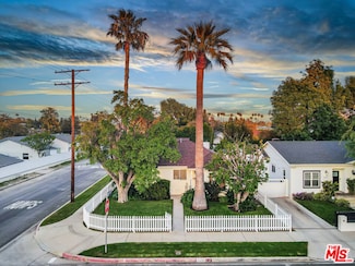 4476 Calhoun Ave, Sherman Oaks, CA 91423