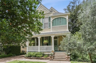 470 Pine St, New Orleans, LA 70118