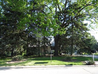 10700 Forestview Rd, Countryside, IL 60525