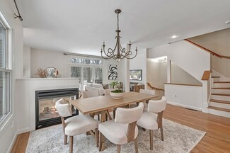 26 Columbia Ave Unit 1, Newton Upper Falls, MA 02464