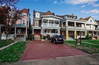 720 Buffalo Ave, Niagara Falls, NY 14303