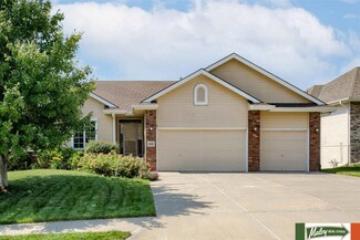 15445 Briar St, Omaha, NE 68138