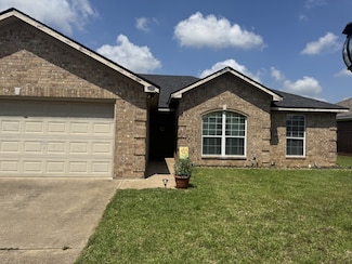 440 Maggie Cir, Flint, TX 75762