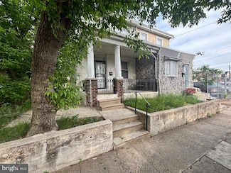 5803 Old 2nd St, Philadelphia, PA 19120