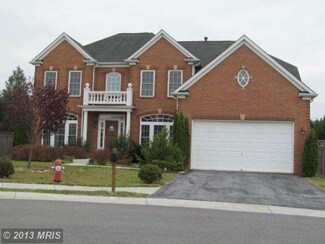 220 Princess Caroline Ct, Edinburg, VA 22824