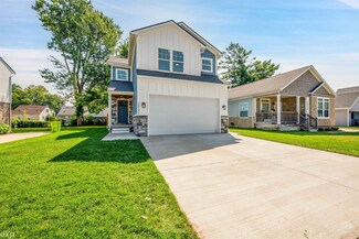 26346 Townley St, Madison Heights, MI 48071