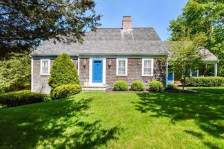 28 Powder Hill Rd, Barnstable, MA 02630