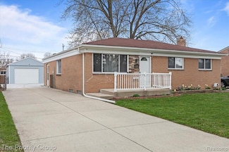 3235 Earl Dr, Warren, MI 48092