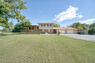 886 Drake & Shockley St, Spencer, TN 38585