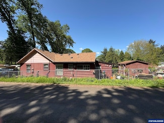 30645 Fisher St, Lebanon, OR 97355