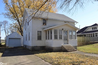 312 S Main St, Buffalo Center, IA 50424