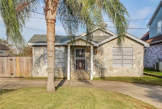 2738 Behrman Hwy, New Orleans, LA 70114