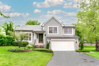 607 Carriage Hill Ct, Island Lake, IL 60042