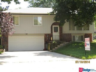 6721 S 75th Ave, Omaha, NE 68127