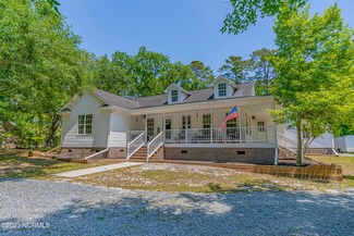 1853 Magnolia St SW, Ocean Isle Beach, NC 28469