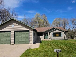 7940 4th St, Long Lake, WI 54542