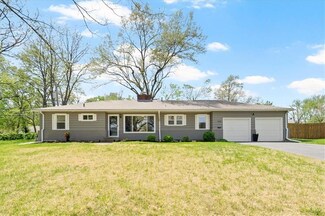 8518 Floyd St, Overland Park, KS 66212