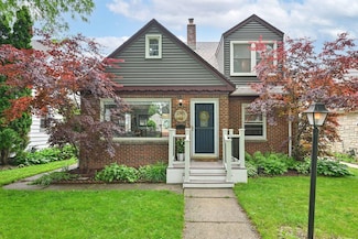 2745 S 45th St, Milwaukee, WI 53219