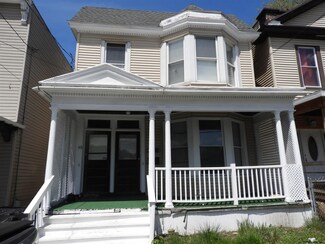 90 Oakwood Ave, Troy, NY 12180