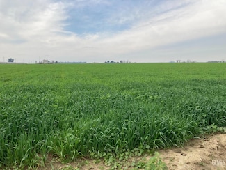 14141 Comanche Dr, Arvin, CA 93203