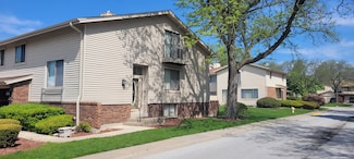 18622 Golfview Dr, Hazel Crest, IL 60429