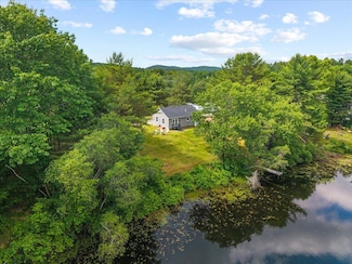 16 River Front Dr, Casco, ME 04015
